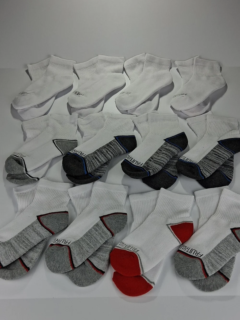 Boys 12-pack Fruit Of The Loom Ankle Socks Size Medium White & Assorted Stripes
